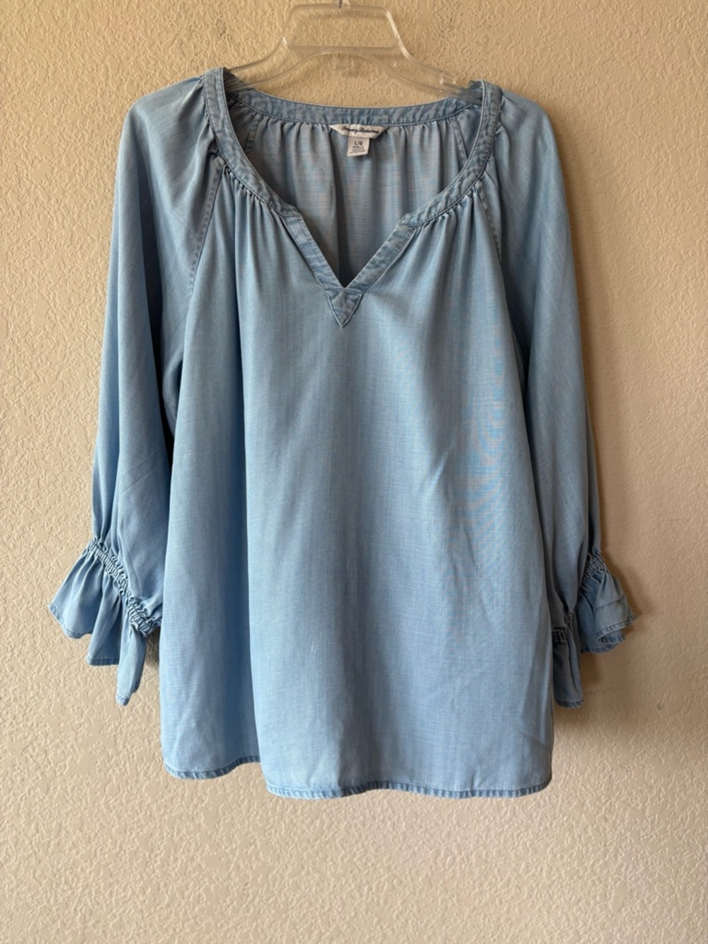 TOMMY BAHAMA CHAMBRAY MONTAUK 3/4-SLEEVE TOP LT STORM WASH LARGE‎ - Picture 2 of 9